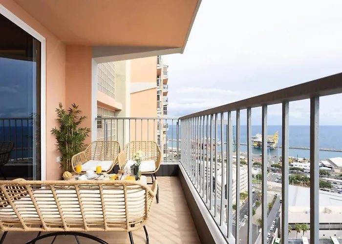 Sunnyland Ocean View Tenerife アパート *